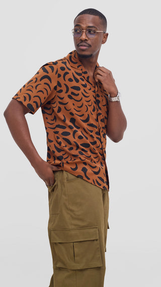 Shiv & Shikie X Safari Printed Short Sleeve Shirt - Brown / Black Ezi Print