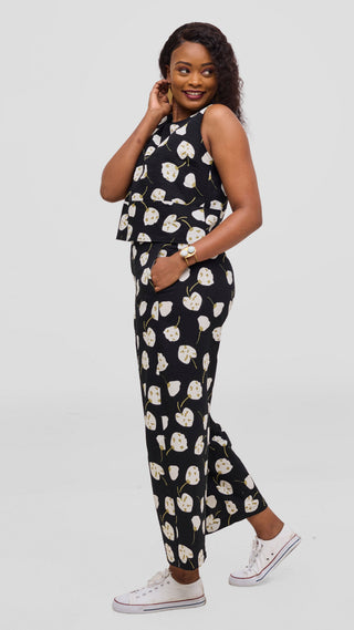 Safari by Vivo Zehra Sleeveless Boxy Top - Black / White Print