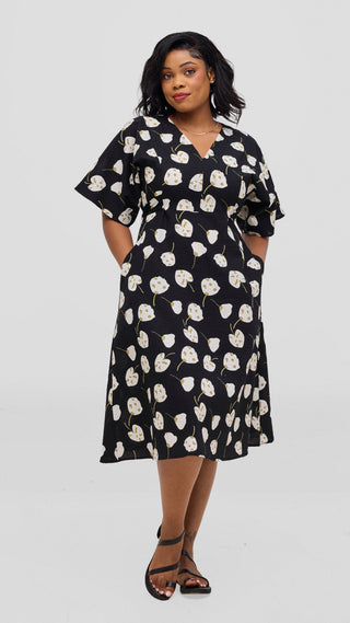 Safari by Vivo Zehra Tie Waist Kimono Dress - Black Textured Print