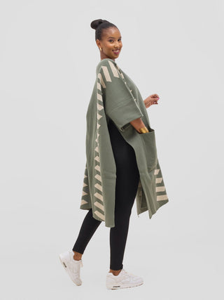 Safari Dila Poncho - Dark Sage / Ivory - Shopzetu