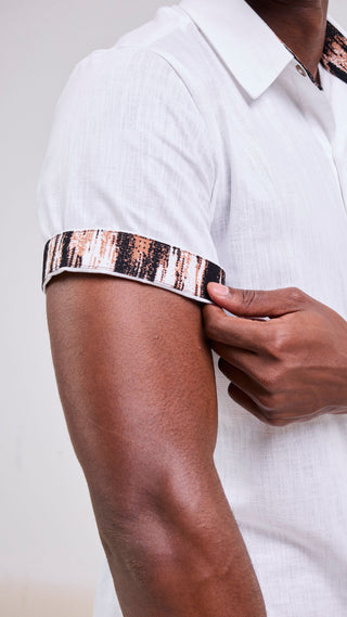 Safari Njano Men's Short Sleeve Shirt - White / Black Brown Print