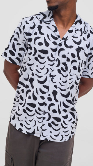 Shiv & Shikie X Safari Printed Short Sleeve Shirt - Grey / Black Ezi Print