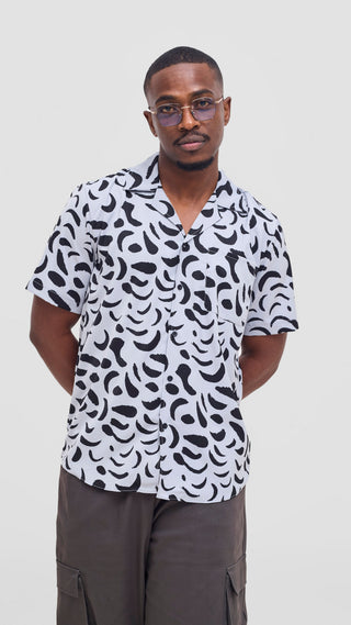 Shiv & Shikie X Safari Printed Short Sleeve Shirt - Grey / Black Ezi Print