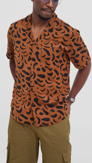 Shiv & Shikie X Safari Printed Short Sleeve Shirt - Brown / Black Ezi Print