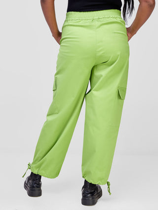 Safari by Vivo Kamari Capri Cargo Pants - Green